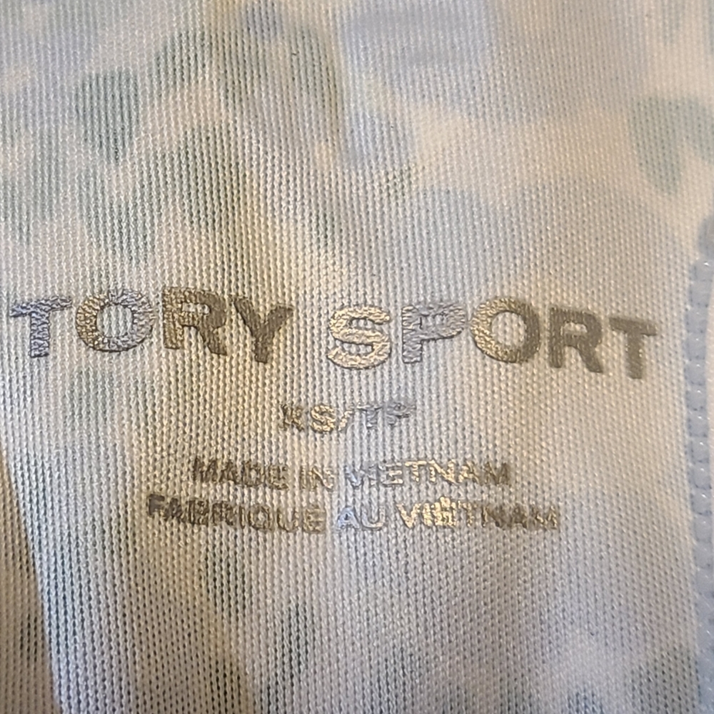 RINTED PERFORMANCE SLEEVELESS HALF-ZIP TOP - Picture 9 of 12